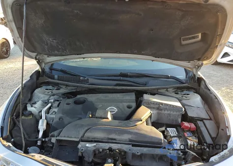 2015 Nissan Altima 2.5 из США, поврежденный, VIN 1N4AL3AP9FC220999